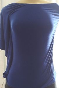 🍀Express Blue shirt- One sleeve🍀